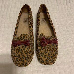 EUC 10 Ugg slipper loafers
